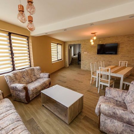 Casa Sky Apartment Orsova Luaran gambar