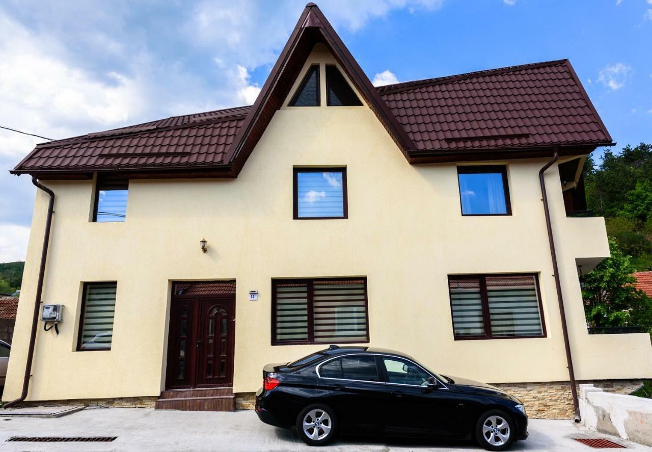 Casa Sky Apartment Orsova Luaran gambar
